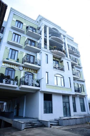 D-S Apartament In Kutaisi Exterior photo